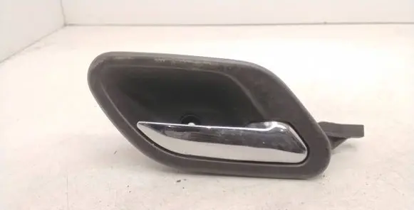 BMW 5 E39 Front door interior handle 8226050
