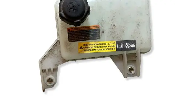 Nissan Leaf II (ZE1) Coolant expansion tank/reservoir 