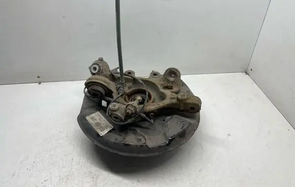 BMW 1 F20 F21 Rear wheel hub spindle/knuckle 0000019772