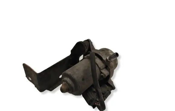 Volvo XC90 Vacuum pump 30630398