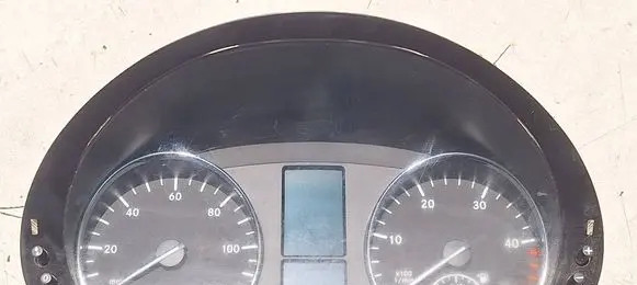 Mercedes-Benz Sprinter W906 Speedometer (instrument cluster) A9069005800 A9069014000
