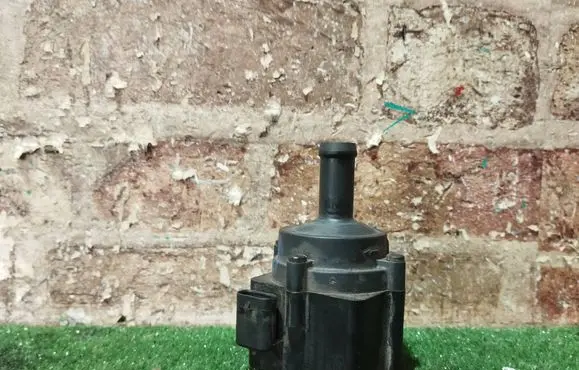 Ford Focus Water pump 
