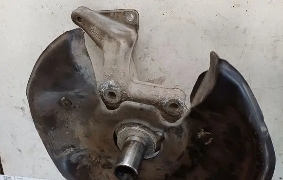 Volkswagen PASSAT B6 Rear wheel bearing hub 