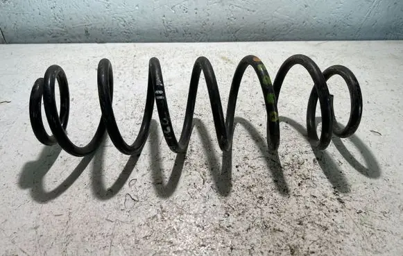 Volkswagen Polo V 6R Rear coil spring
