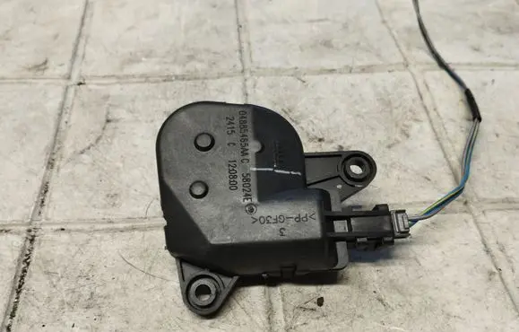Chrysler Pacifica Air flap motor/actuator 04885465AAC 58024E