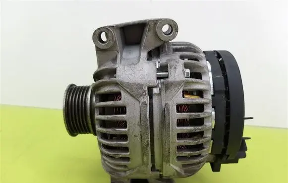 Audi A4 S4 B6 8E 8H Generator/alternator