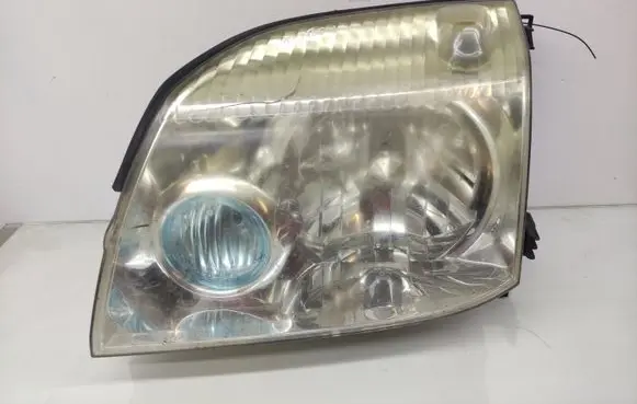 Nissan X-Trail T30 Headlight/headlamp