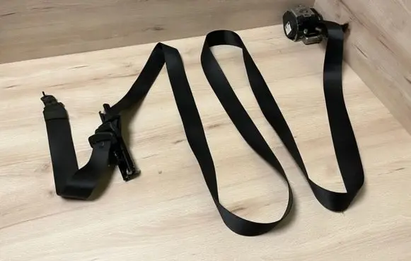 Mercedes-Benz Sprinter W906 Front seatbelt A2018680222 A9068600088
