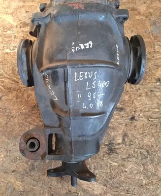 Lexus LS UCF20 Rear differential