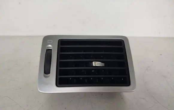 Peugeot 307 Dashboard side air vent grill/cover trim 9634499077