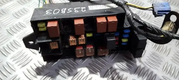 Subaru Forester SG Fuse box set 82231sa000 303249