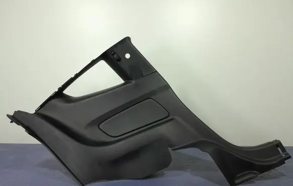 Ford Mustang VI Other sill/pillar trim element FR3B6331013ALW