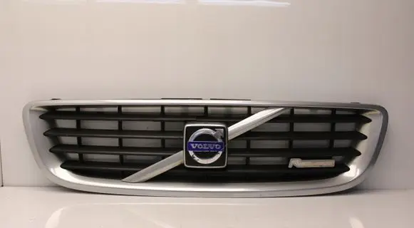Volvo V50 Front bumper upper radiator grill 30744914