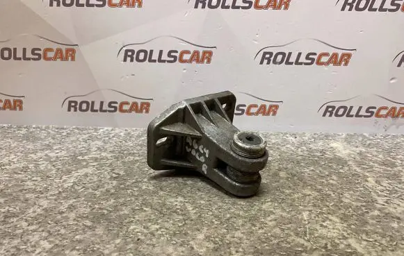 Audi A6 S6 C4 4A Front bumper mounting bracket 4A0807130D