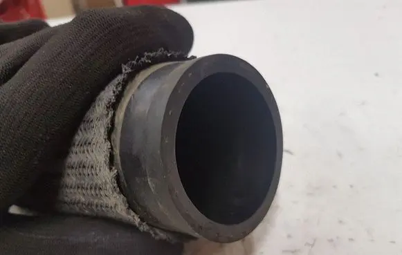 Mazda 6 Intercooler hose/pipe 061103