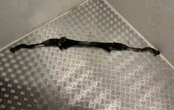 Toyota RAV 4 (XA30) Steering rack nsk003