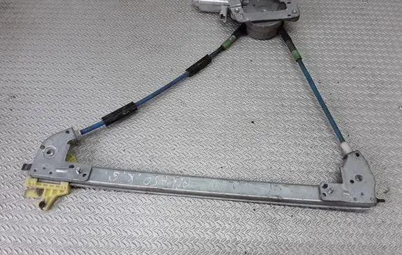 Citroen Xsara Picasso Rear door window regulator with motor 9637090980