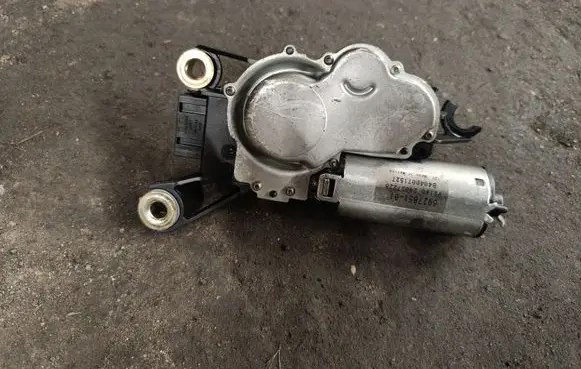 BMW X5 E53 Rear window wiper motor 6927851