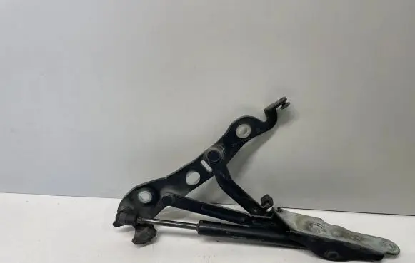 Volvo S60 Tailgate/trunk/boot hinge 30779936 30799160