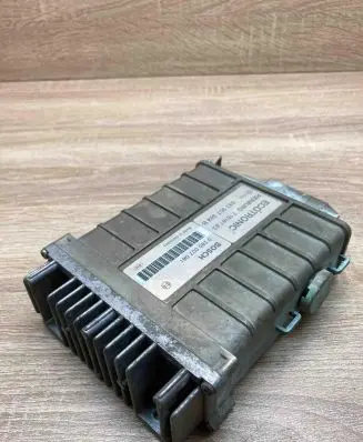 Audi 80 90 B3 Engine control unit/module ECU 893907383B 0285007061Main