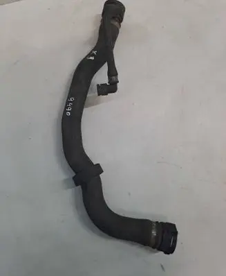 BMW X3 E83 Engine coolant pipe/hose 