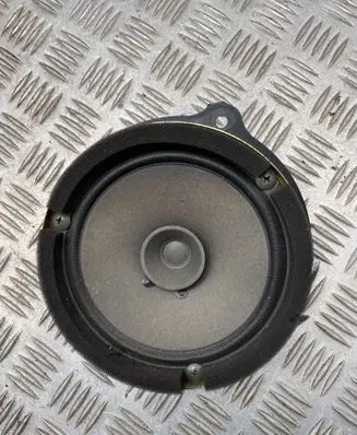 Suzuki Grand Vitara I Front door speaker