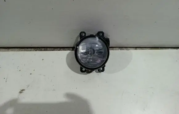 Citroen C4 II Front fog light 89207189 39211690
