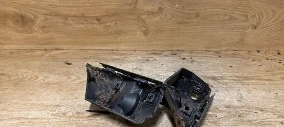 Volvo V50 Front bumper mounting bracket 30655874 30655875