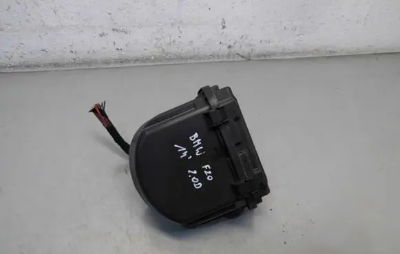 BMW 1 F20 F21 Fuse box set 10688710