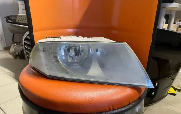 Skoda Octavia Mk2 (1Z) Headlight/headlamp 1Z1941016