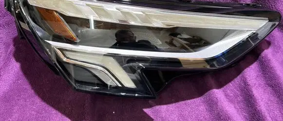 Audi A3 8Y Headlight/headlamp 8Y0941034B