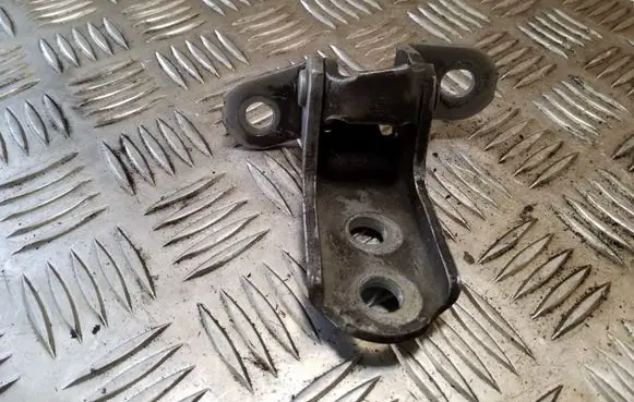 Toyota RAV 4 (XA20) Front door upper hinge