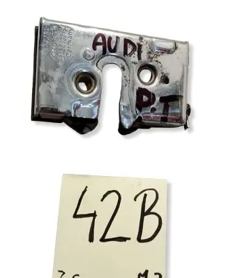 Audi 80 90 B3 Rear door lock 8A0839016A
