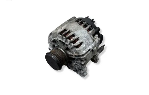 Volkswagen Touran II Generator/alternator 03L903023A