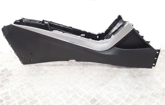 Hyundai i40 Center console 846103Z900 846013Z911