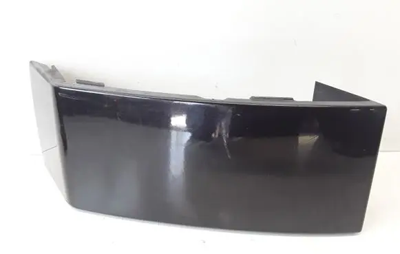 Volvo XC90 Front bumper splitter molding 8620820