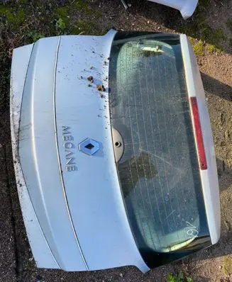 Renault Megane III Tailgate/trunk/boot lid