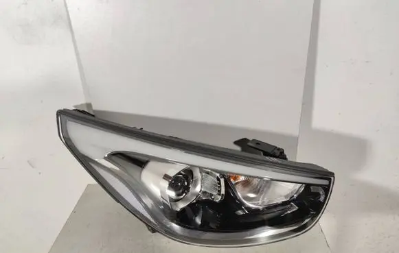 Hyundai ix35 Headlight/headlamp 921022SXXX 921022YXXX