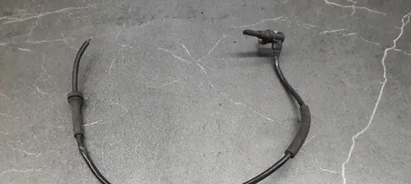 Fiat Punto (199) ABS brake wheel speed sensor 0265007671