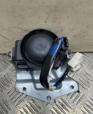 Toyota Land Cruiser (J120) Alarm system siren 8904060020 2370002840
