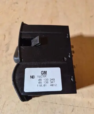 Opel Zafira A Light switch 09133249 09138347