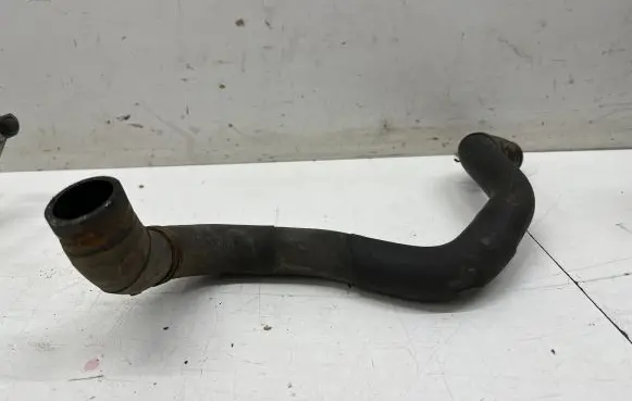 Volkswagen Polo V 6R Engine coolant pipe/hose