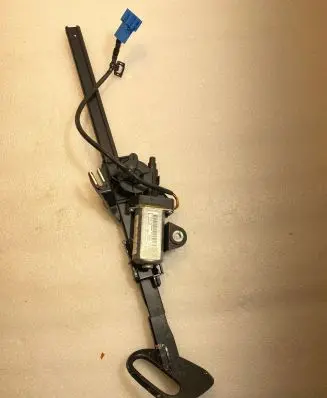 Mercedes-Benz E W238 Seat belt adjustment motor A2058600182