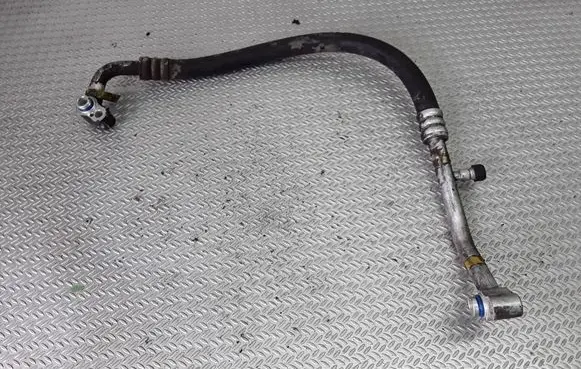 KIA Carnival Air conditioning (A/C) pipe/hose