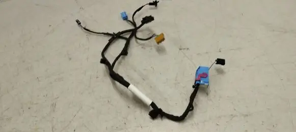 Audi A1 Front door wiring loom 82g971035b