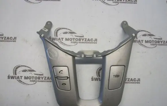 Steering wheel buttons/switches