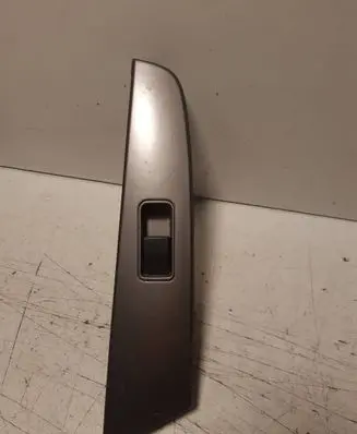 Mazda 3 I Electric window control switch 03123111 17112006