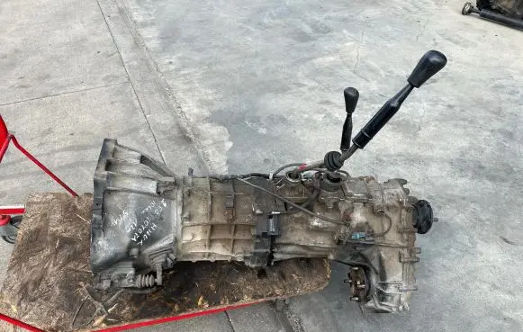 Toyota Hilux (AN10, AN20, AN30) Manual 5 speed gearbox
