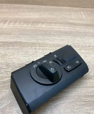 BMW X3 E83 Light switch 3310960DD
