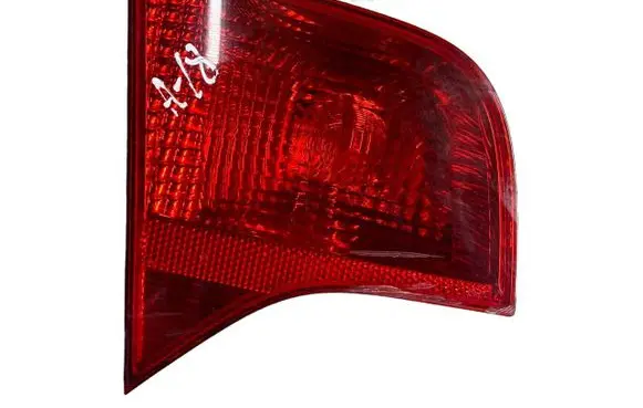 Audi A4 S4 B7 8E 8H Tailgate rear/tail lights 8E5945093A 965159 96503801